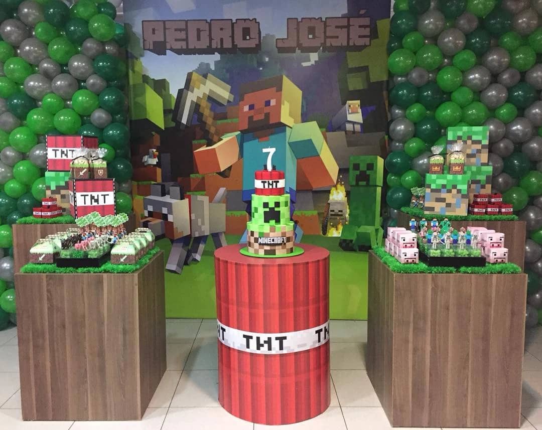 Decoração Minecraft (locação Pegue e Monte)